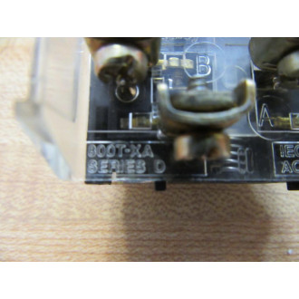 Allen Bradley 800T-N2KF4 Selector Switch 800TN2KF4 - Used