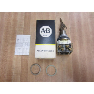 Allen Bradley 800T-H33B Selector Switch Series T