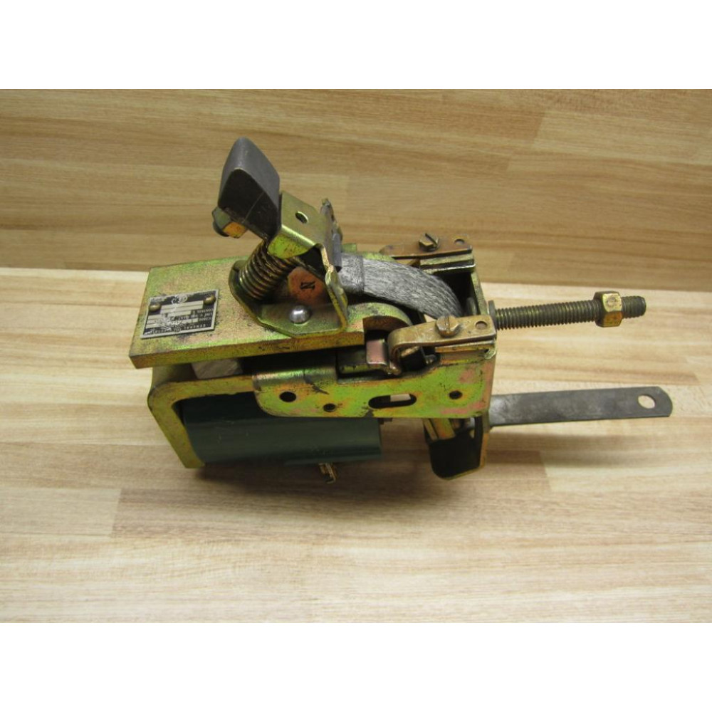 General Electric IC2800-11708T2 Contactor - Used