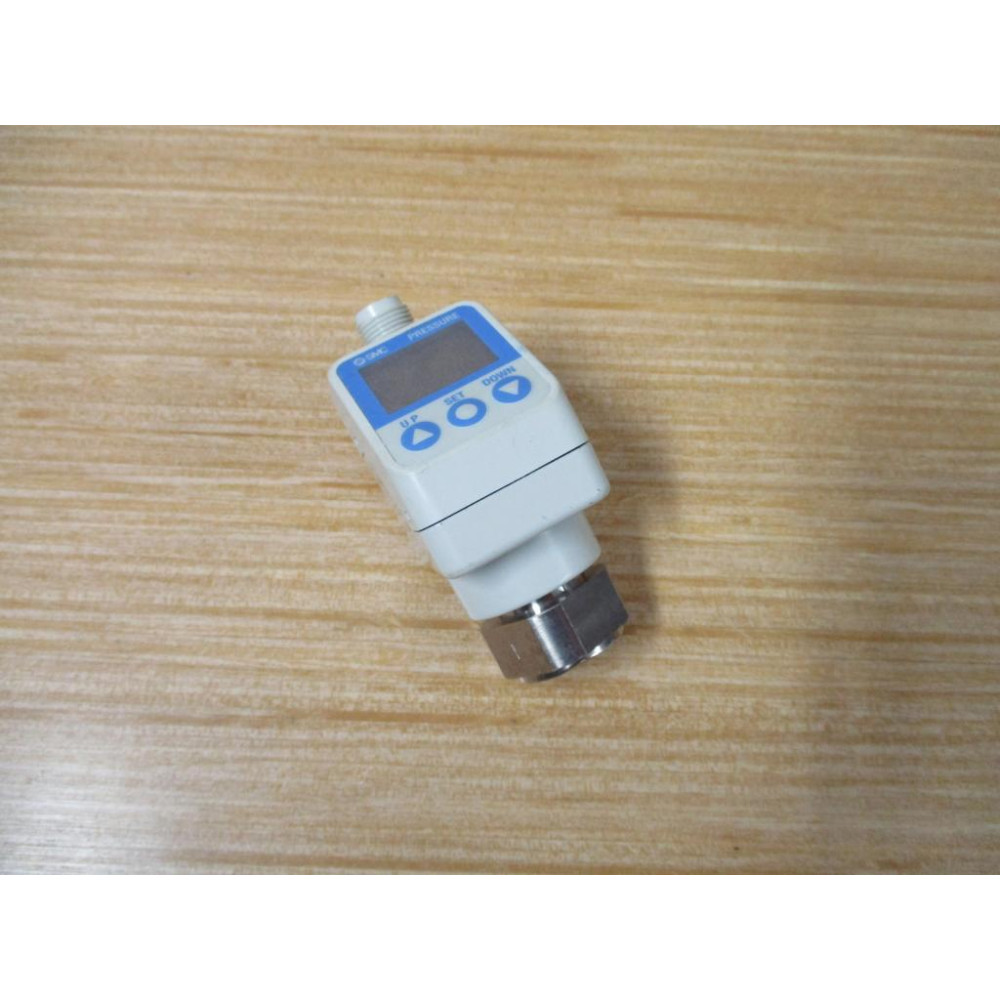 SMC ISE70-F02-L2 Pressure Switch ISE70F02L2 - New No Box