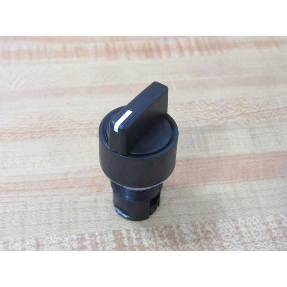 Allen Bradley 800EP-SB32 Spring Return Selector Switch 800EPSB32 - Used