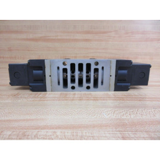 SMC VS7-8-FPG-D-3N Solenoid Valve VS78FPGD3N - Used