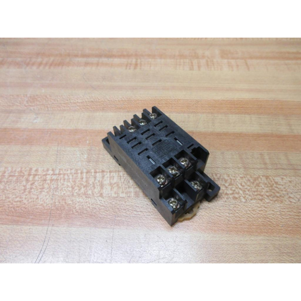 Omron PTF-11A Relay Socket PTF11A - Used