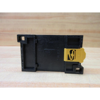 Omron PTF14A-E Relay Socket PTF14AE WMetal Retainers - Used