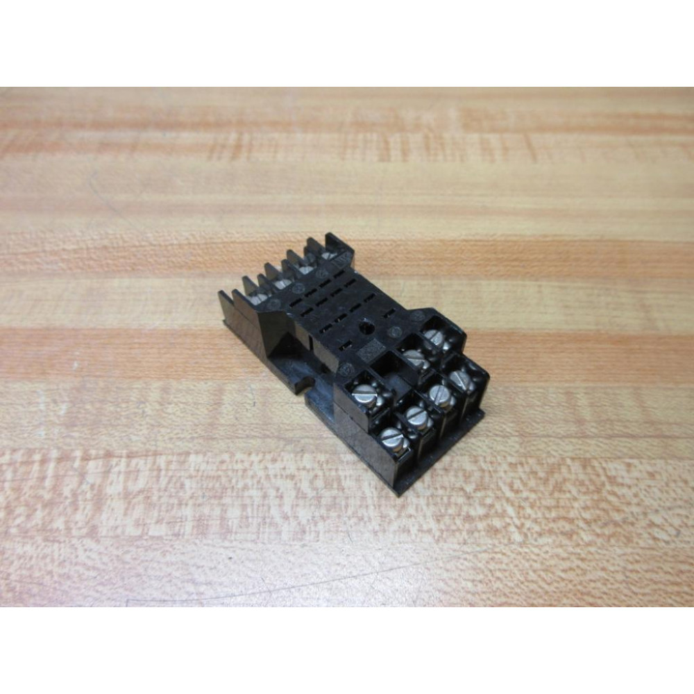 Gould SL 715 Relay Socket SL715 Black - Used
