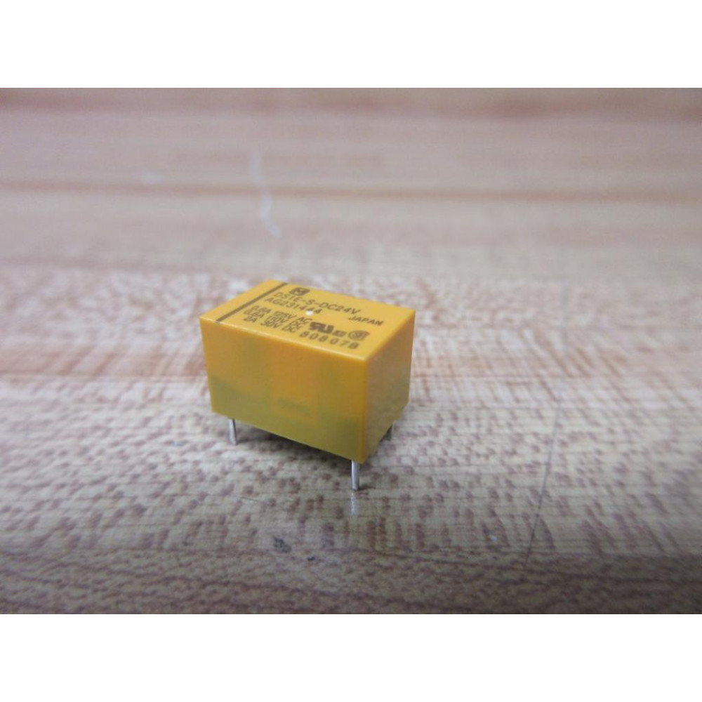 Matsushita DS1E-S-DC24V Signal Relay DS1ESDC24V - New No Box