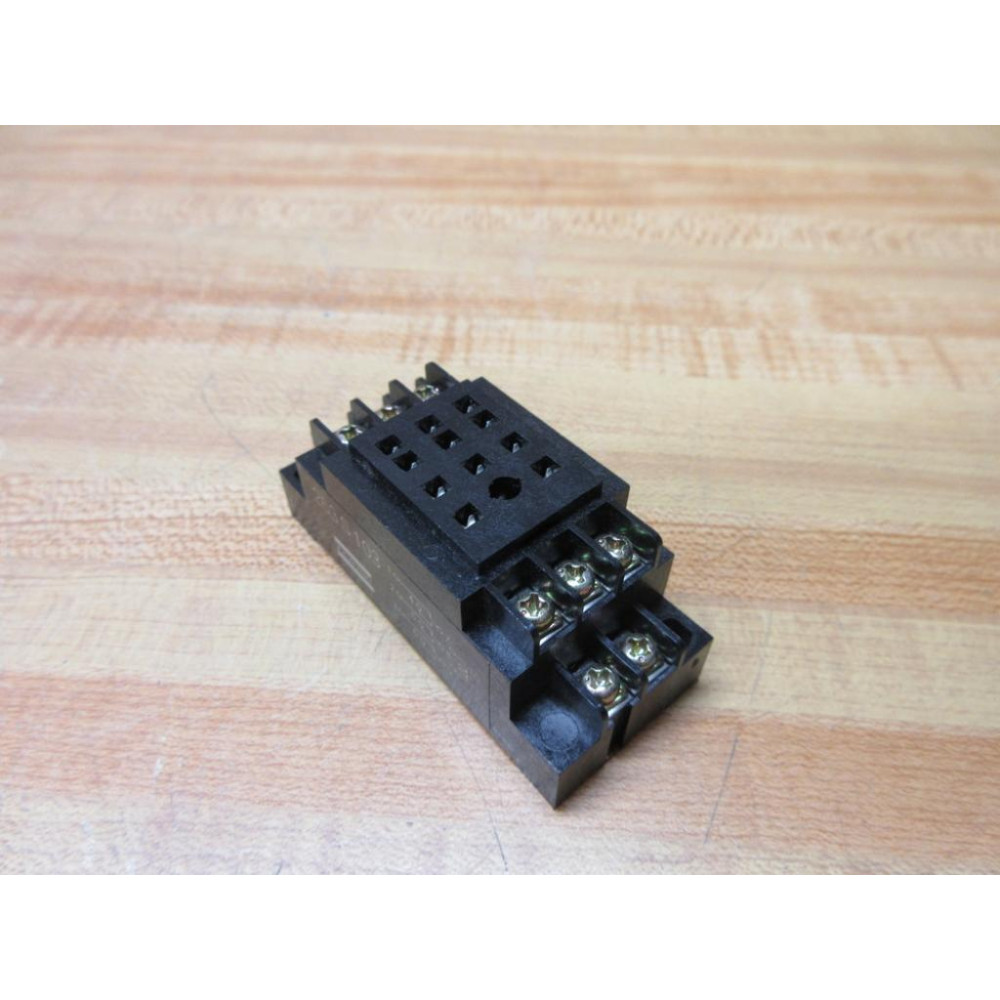 Fujitsu 263S103 Relay Socket - Used