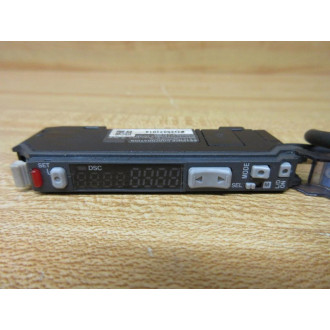 Keyence FS-V31P Photoelectric Amplifier 3 Wire - Used