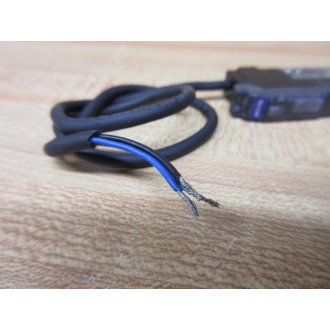 Keyence FS-V31P Photoelectric Amplifier 3 Wire - Used