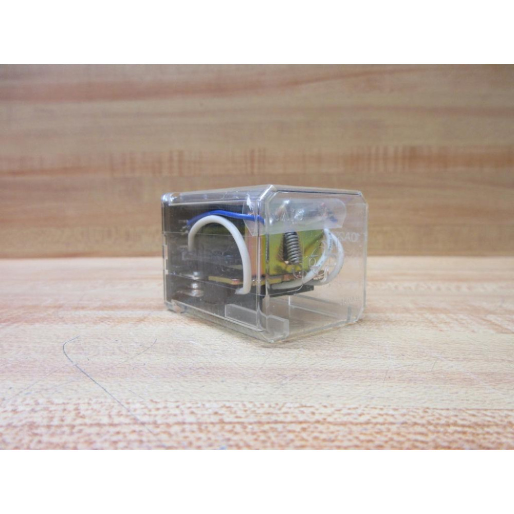 NAiS HP33-L-DC110V Relay AW525606 - Used