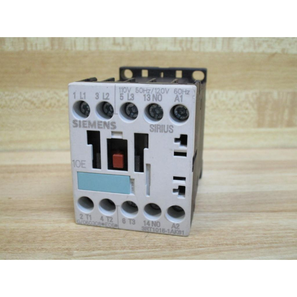 Siemens 3RT1015-1AK61 Contactor 3RT10151AK61 - New No Box