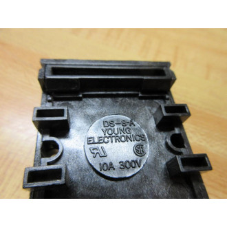 Young Electronics DS-8-A Relay Socket DS8A - New No Box