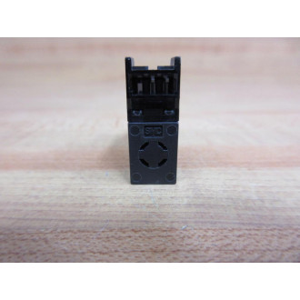 SMC VQ111U-5MO-X479 Solenoid Valve VQ111U-5M0-X479 - Used