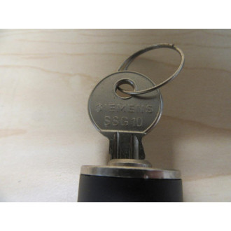 Siemens 3SB1000-4LA01 Selector Switch Key SGG10 - New No Box