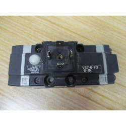 SMC VS7-6-FG-S-1N Solenoid Valve VS76FGS1N WO Coil - Used