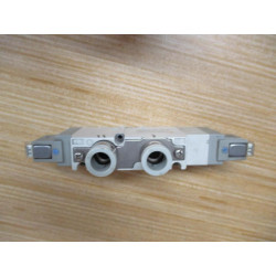 SMC SY9420-5LZ-C12 Solenoid Valve SY94205LZC12 - Used