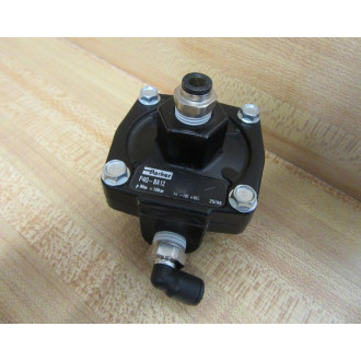 Parker P4Q-BA12 Pneumatic Valve P4QBA12 WFittings - New No Box