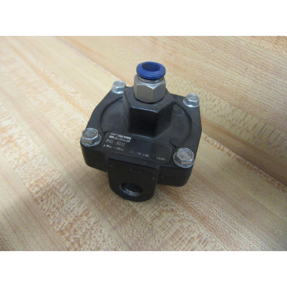 Parker P4Q-BA12 Pneumatic Valve P4QBA12 - Used