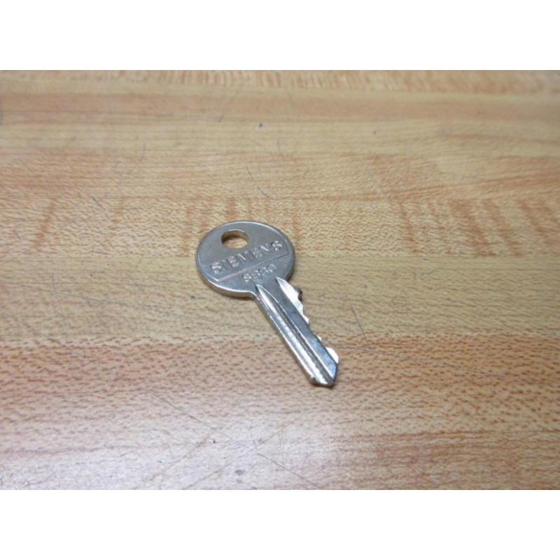 Siemens SB30 Selector Switch Key - New No Box