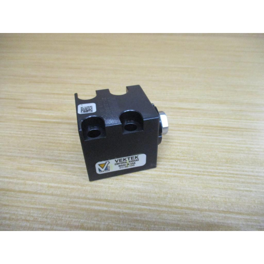 Vektek 20-1210-00 Hydraulic Block Cylinder 20121000 - New No Box Vektek 20-1210-00 Hydraulic Block Cylinder 20121000 - New No Box
