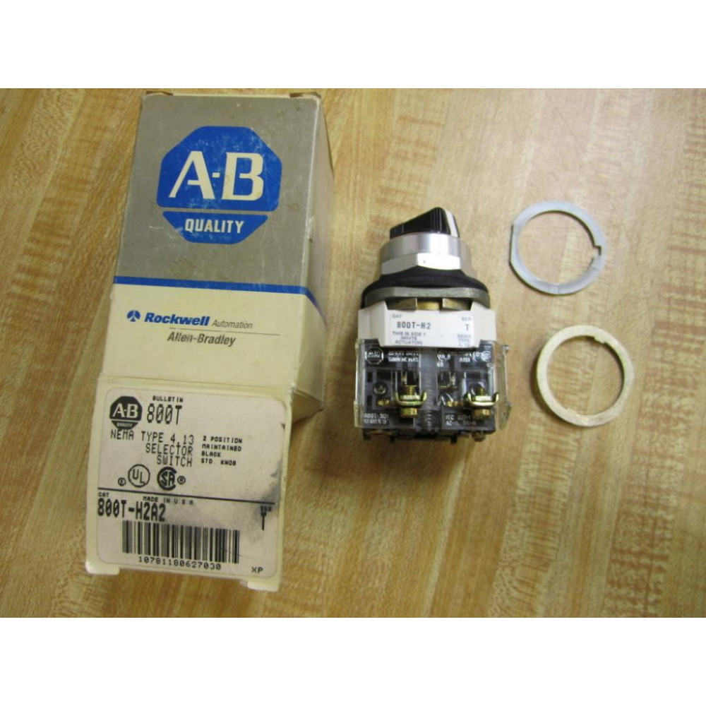 Allen Bradley 800T-H2A2 Selector Switch 800TH2A2 W800T-XD1 (X2)