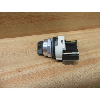 Allen Bradley 800T-J2A Selector Switch 800TJ2A w800T-XA - Used