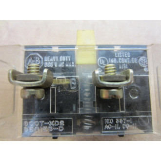 Allen Bradley 800T-XD2 Contact Block 800TXD2 WYellow Clip & Bolts - Used