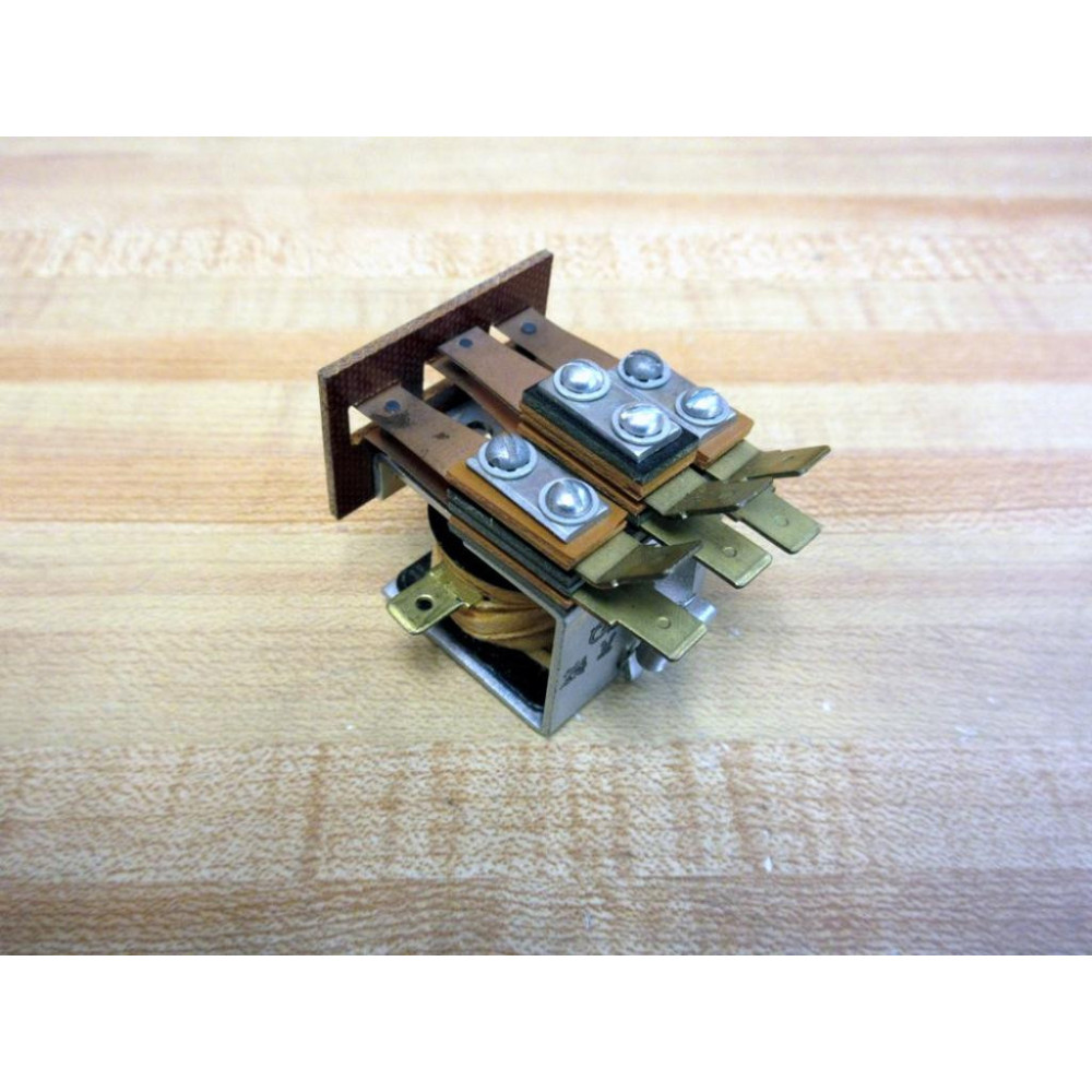CR 12011 Relay CR12011 - New No Box