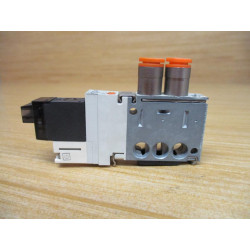 SMC VQ1171-5LO-C0 Valve VQ11715LOC0 - Used