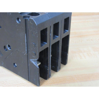 Siemens CED63A050 50A Circuit Breaker CED63A050L Cracked Housing - New No Box