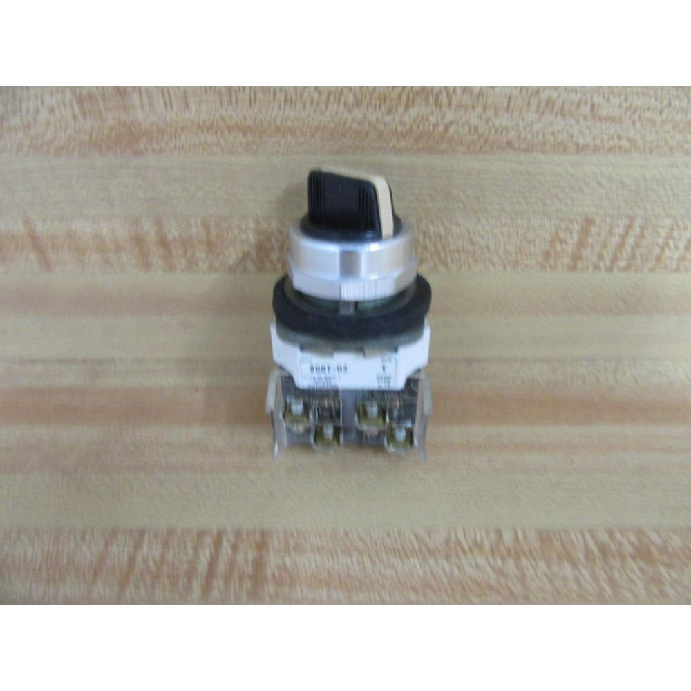 Allen Bradley 800T-H2A Switch 800TH2A w800T-XA - Used