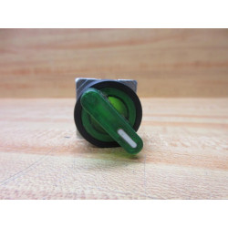 Omron A22NZ-2BM-TGA Illuminated Selector Switch Green - Used