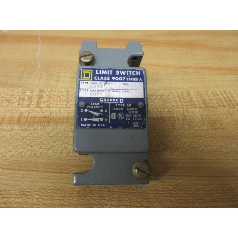 Square D 9007-C054 Limit Switch 9007C054 WO Receptacle & Operator Head - Used