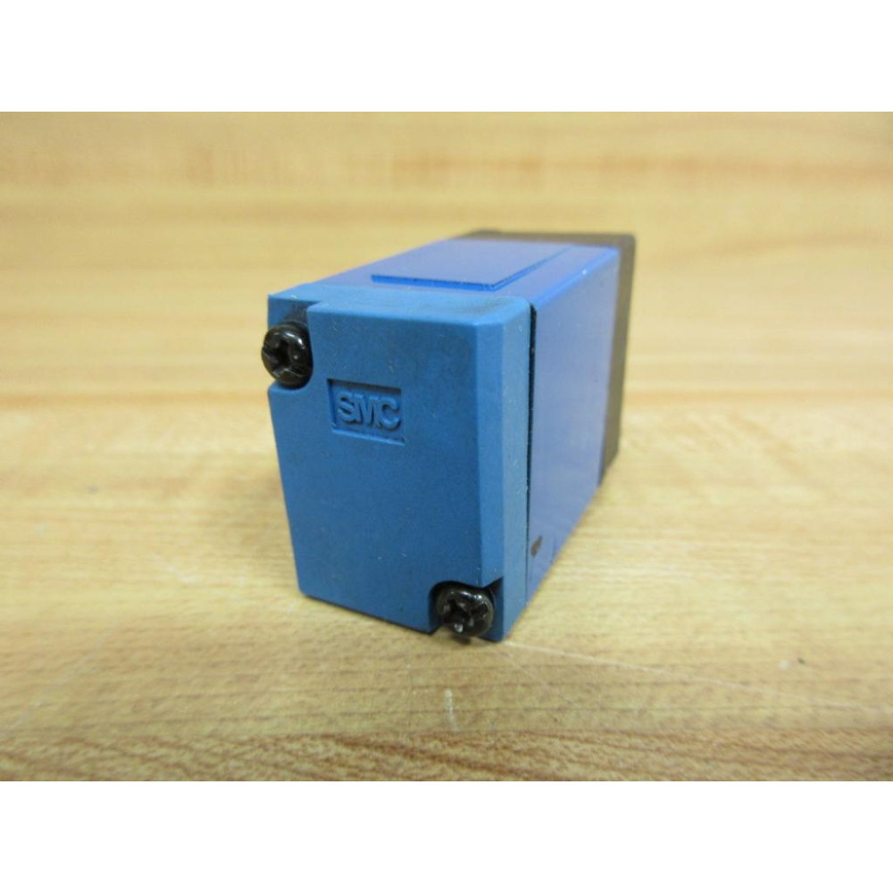 SMC DC21-26V Valve Coil Blue - Used