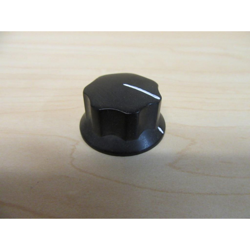 Ohmite 5150 Finger Grip Knob - Used