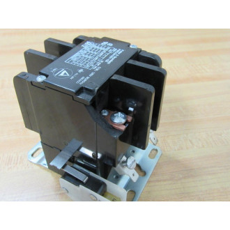 Potter Brumfield P40C42A12D1-120 Contactor P40C42A12D1120 Chipped - Used