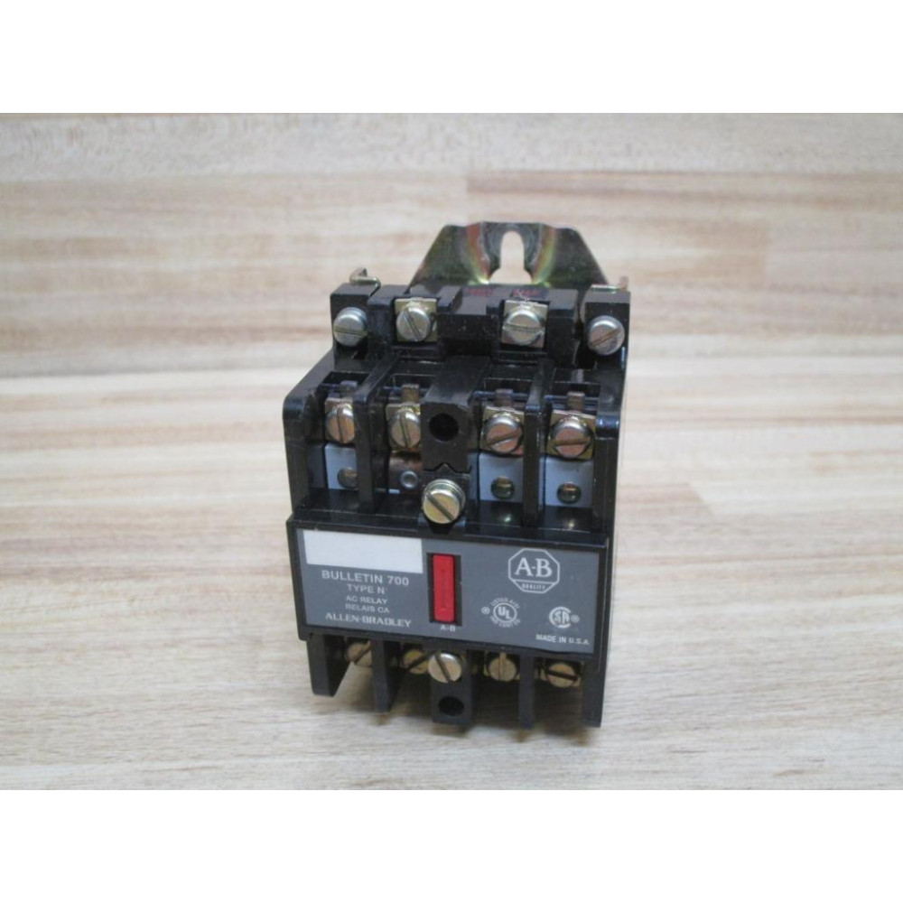 Allen Bradley 700-N400A1 Relay 700N400A1 Ser. C - Used