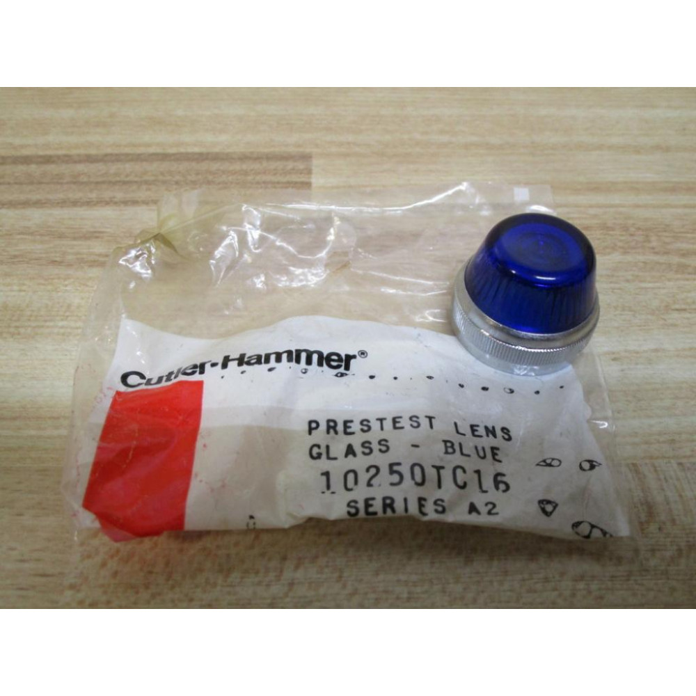 Cutler Hammer 10250TC16 Eaton Blue Glass Lens