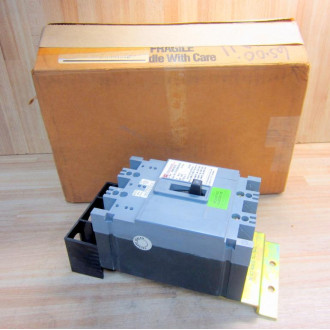 Cutler Hammer RHF3015 Eaton Circuit Breaker