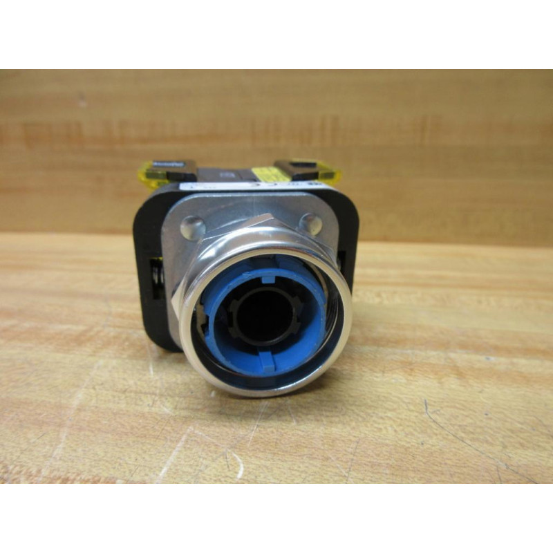 Allen Bradley 800TC-FXT6A5S Red Button WOut Cap