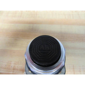 Allen Bradley 800T-B2A Pushbutton - Used