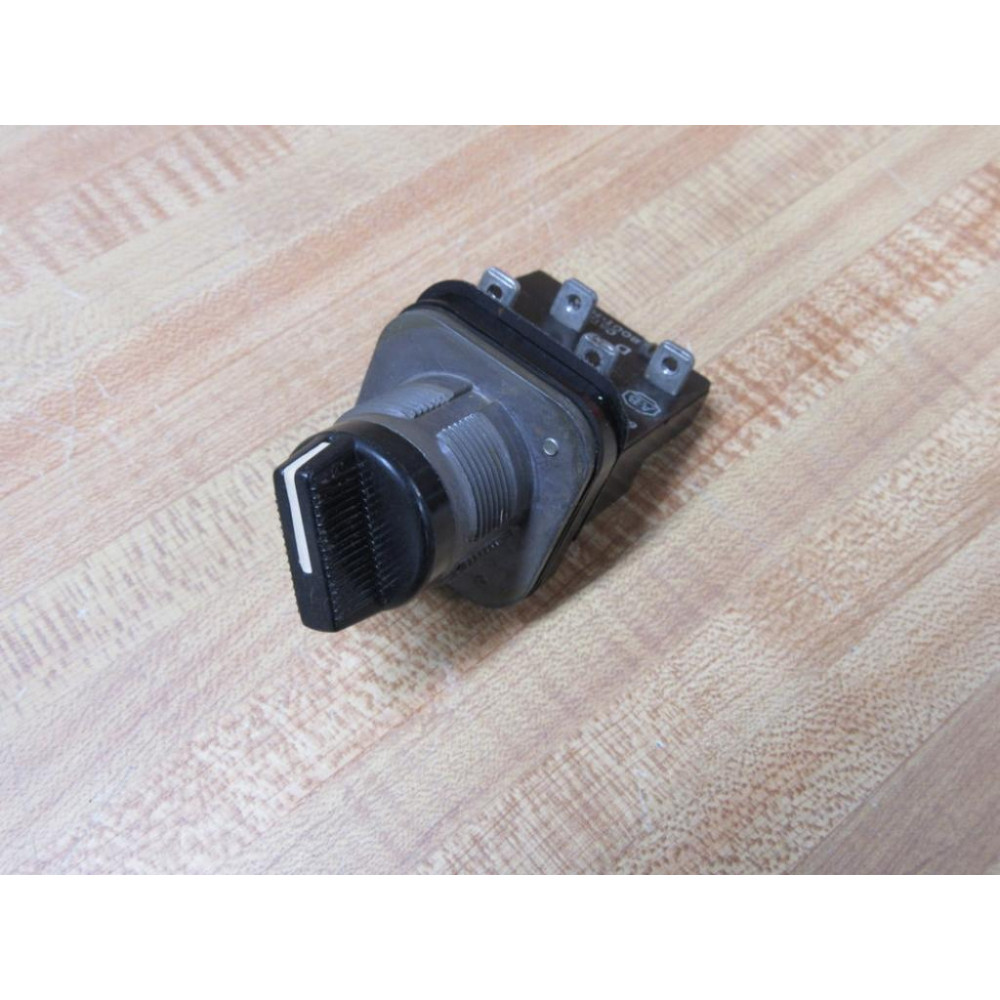 Allen Bradley 800T-H2 Selector Switch 800TH2 800T-H2A - Used