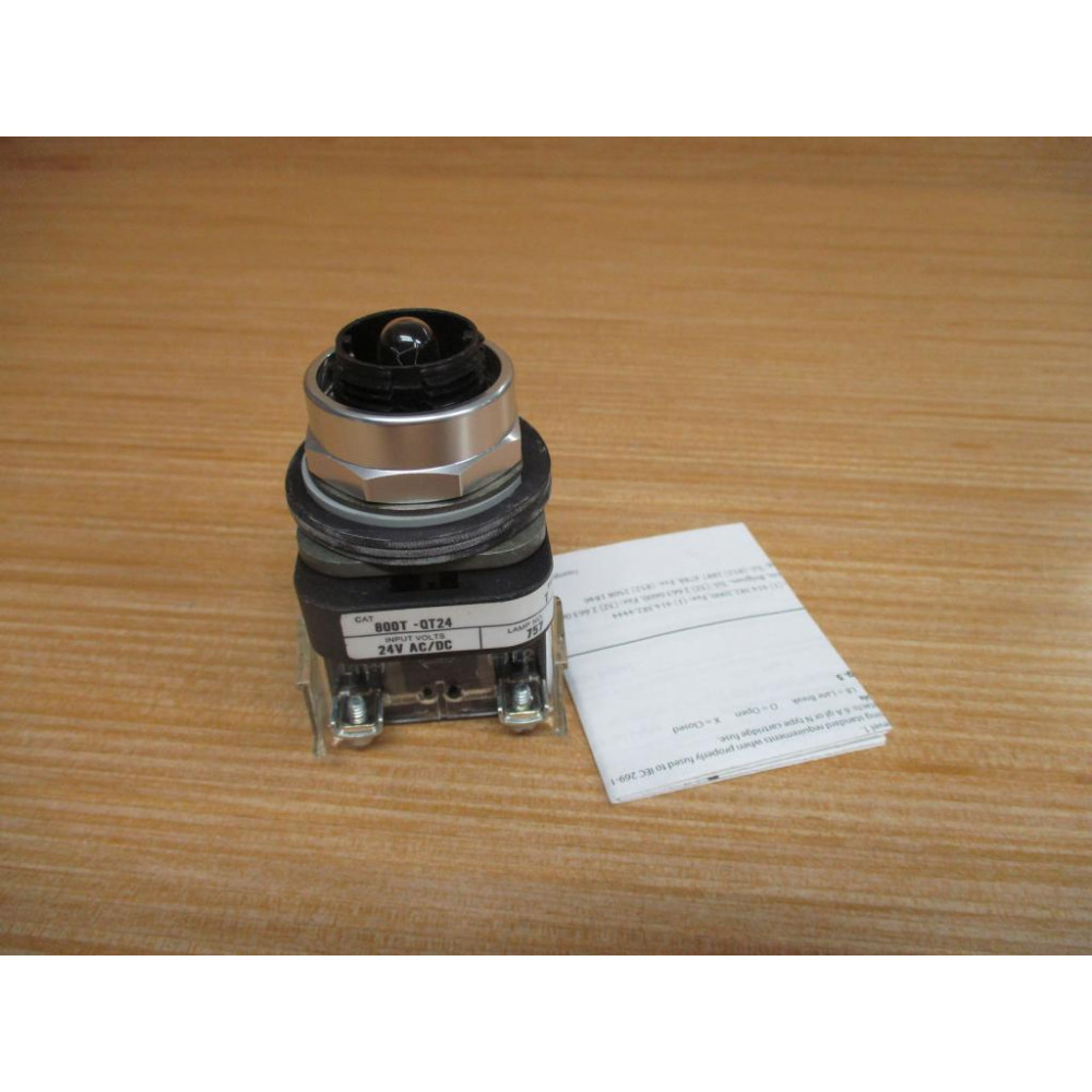 Allen Bradley 800T-QT24 Pilot Light W800T-XA,800T-N330 - New No Box
