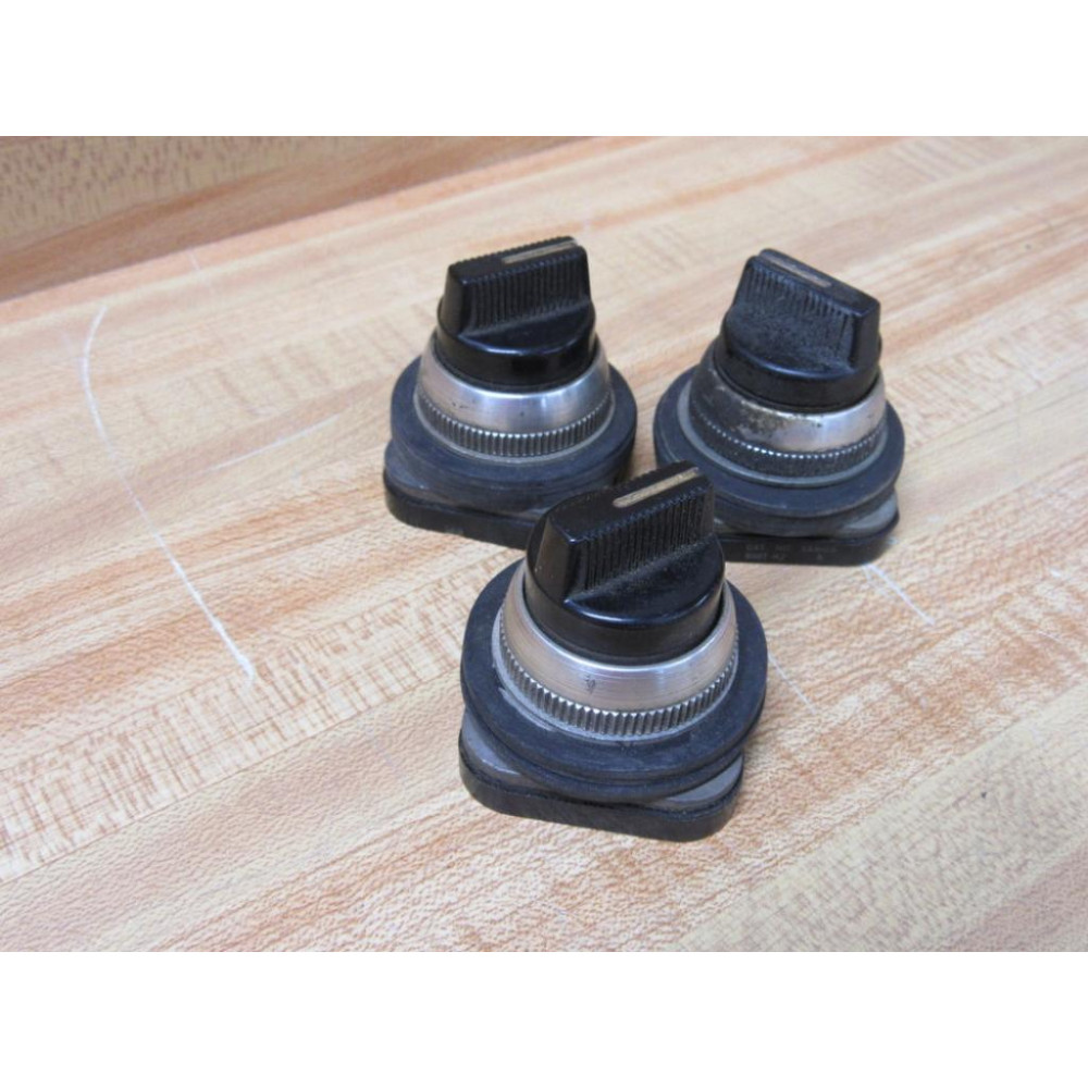 Allen Bradley 800T-H2 Selector Switch 800TH2 Old Style Ser A (Pack of 3) - Used