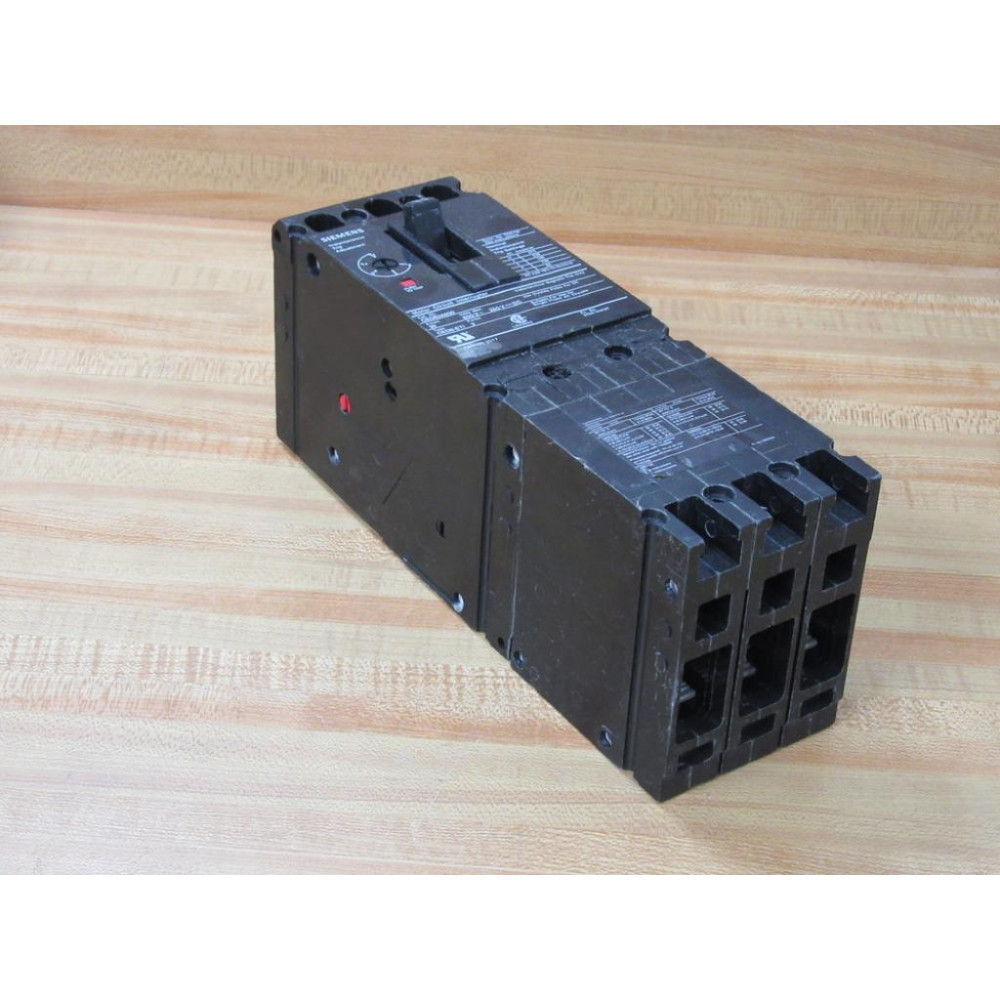 Siemens CED63A030 30A Circuit Breaker CED63A030L - New No Box