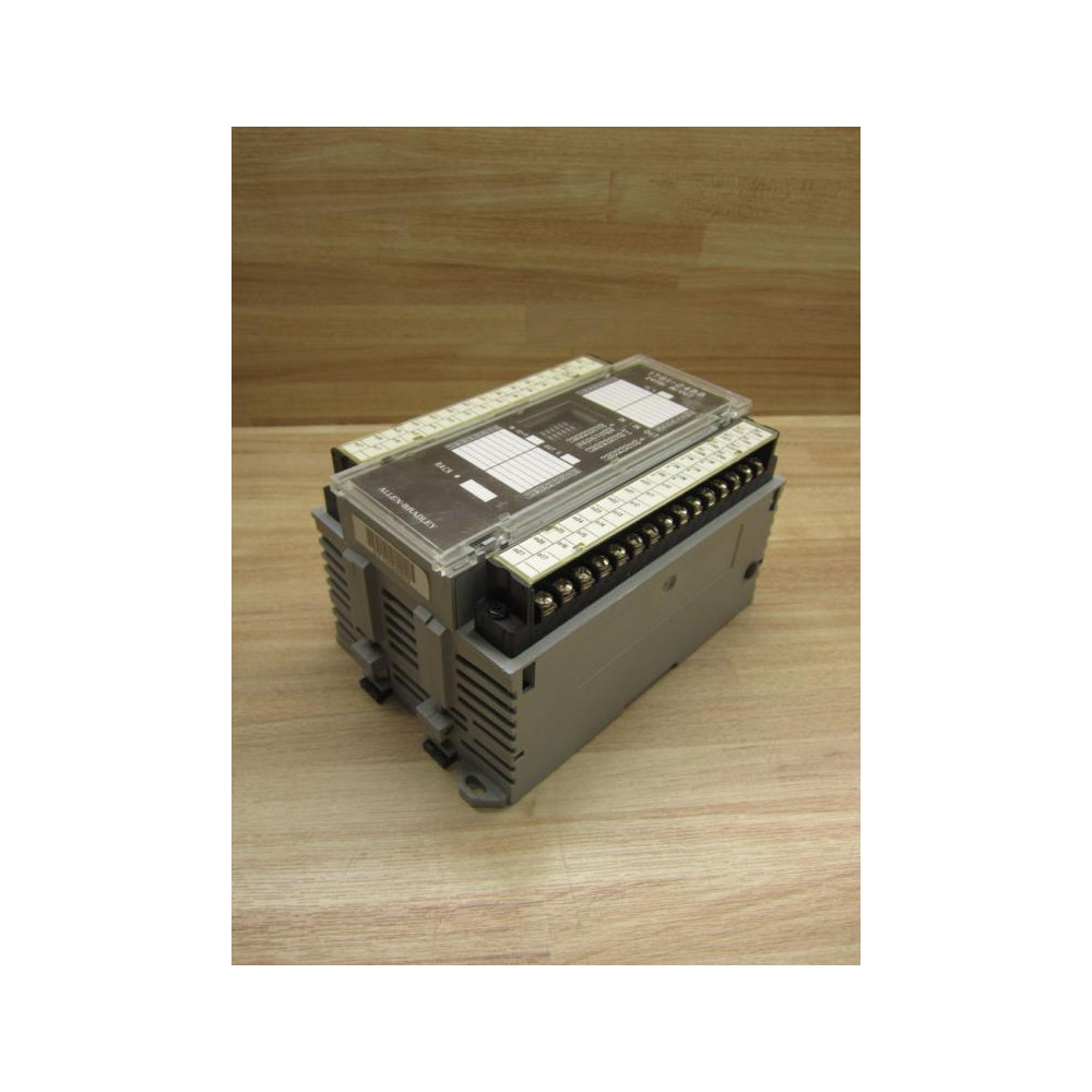 Allen Bradley 1791-24B8 IO Module 179124B8 WO Covers - Used