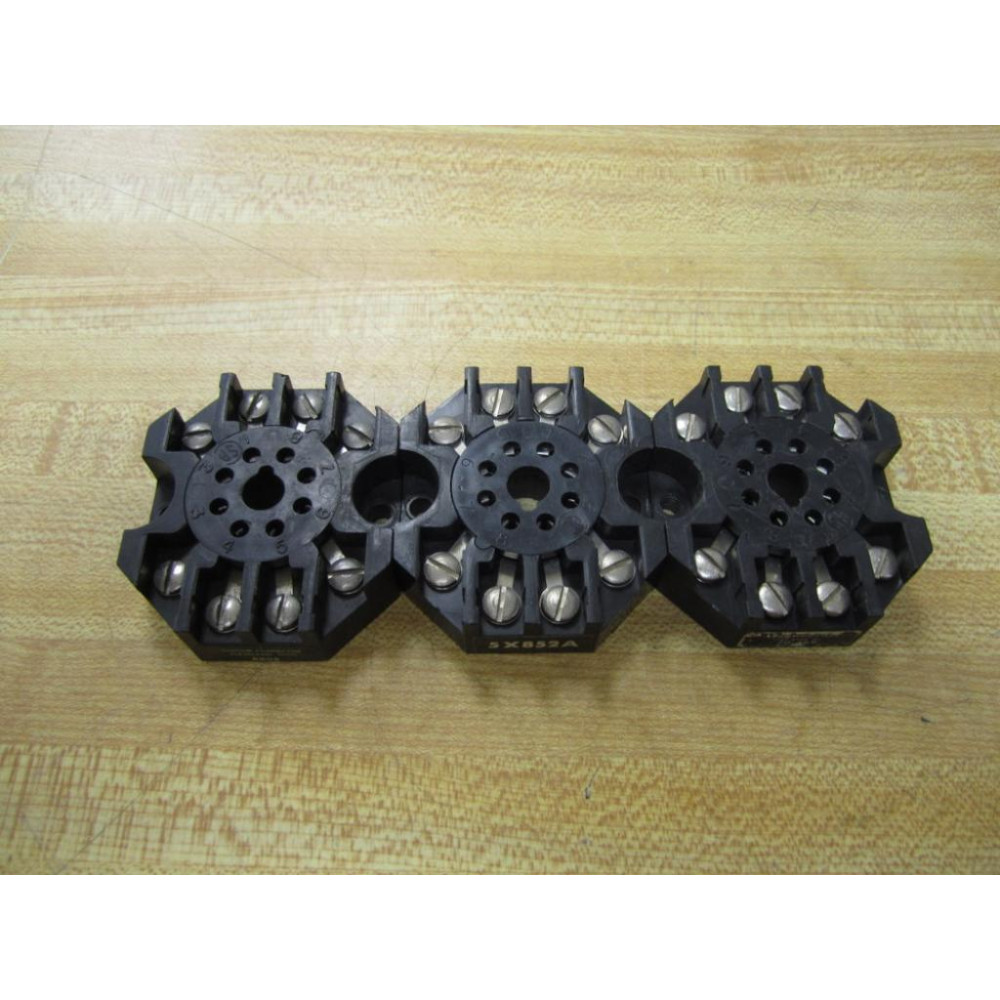 Magnecraft 70-169 Relay Socket 70169 (Pack of 3) - Used