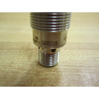 IFM Efector OG5128 Sensor OGE-DPKGUS90° - New No Box
