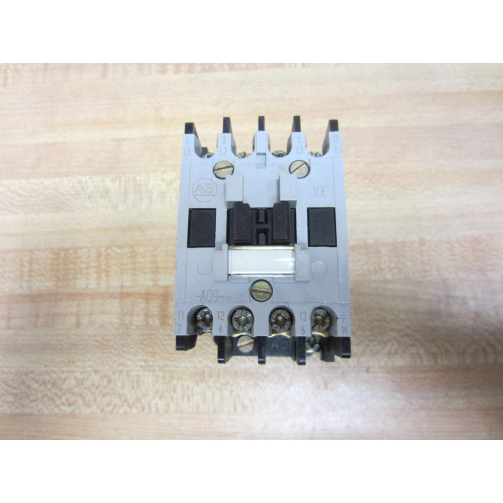 Allen Bradley 100-A09ND3 Contactor 100A09ND3 Stripped Screws - Used