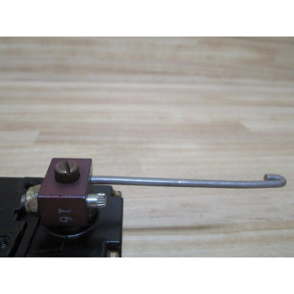 General Electric CR215GFA Limit Switch WLever & Operating  Head CR215GH32 - Used